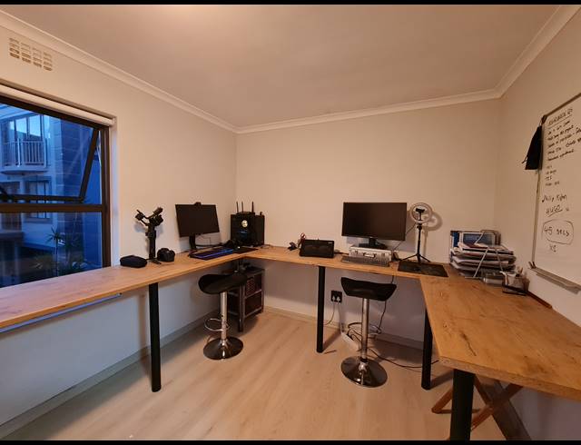 2 BEDROOM TOWNHOUSE FOR SALE IN WEST BEACH